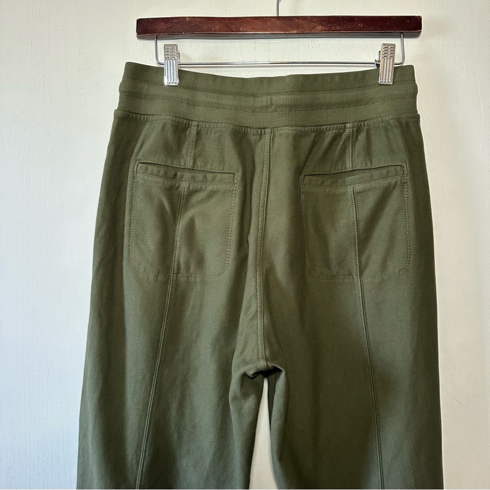 Athleta Women’s Aspen Olive Farallon Weekender Snap Ankle Pants- Size Small - Picture 13 of 16
